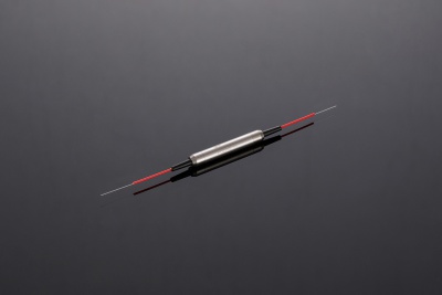 Polarization Maintaining Isolator 1310nm/1480nm/1550nm 500mW