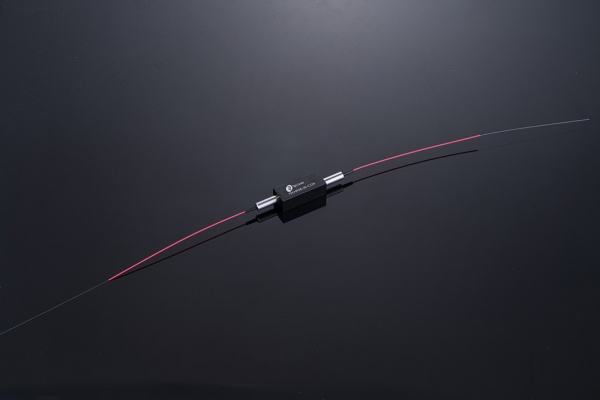 High Power Compact Size ln-line lsolator 1064nm 10W